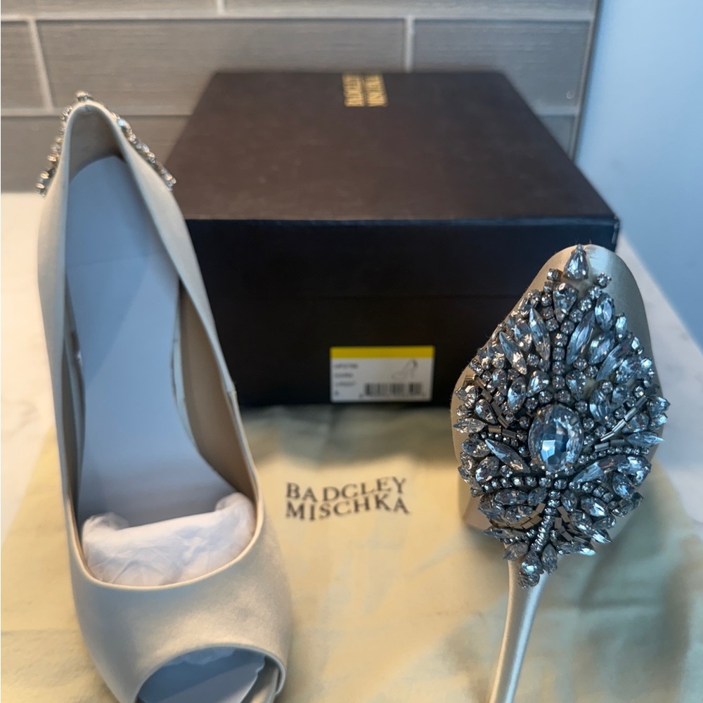 Badgley Mischka Kiara